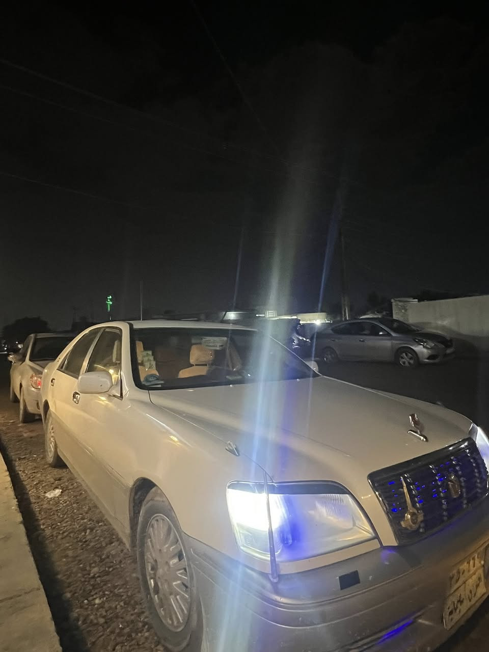 سلام عليكم 
ملكه 2003 أدوات ￼ كصه وحده محرك D4 سياره جاهزه كير محرك صدر كلها لوك غرفه جديده  مكاني سامراء السعر 32  
***********
