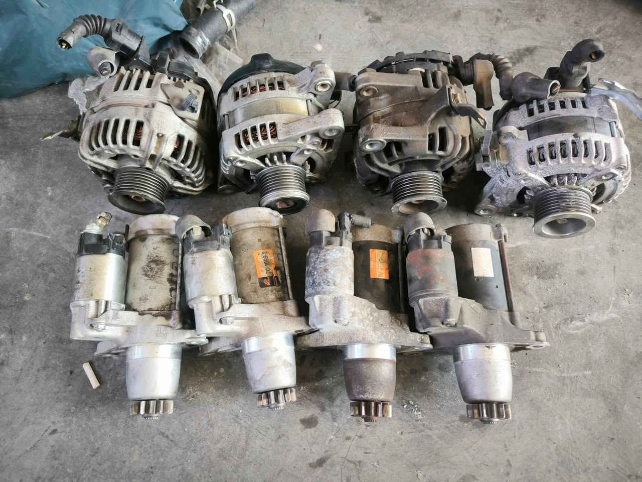 أغراض للبيع بخدمتكم توصيل جميع محافظات العراق *********** تفصيخ اصلي فقط
