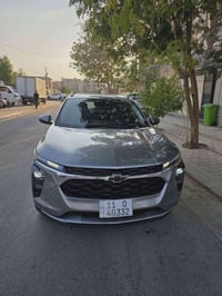 للبيع فقط تراكس 2024  فئه LT  بصمه تشغيل بصمه ابواب  رادار توقف ذاتي ر...