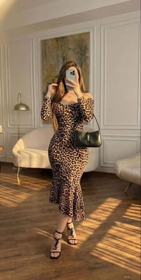 فستان ميدي • سكوب كريب • مقاسات ٣٦-٤٤