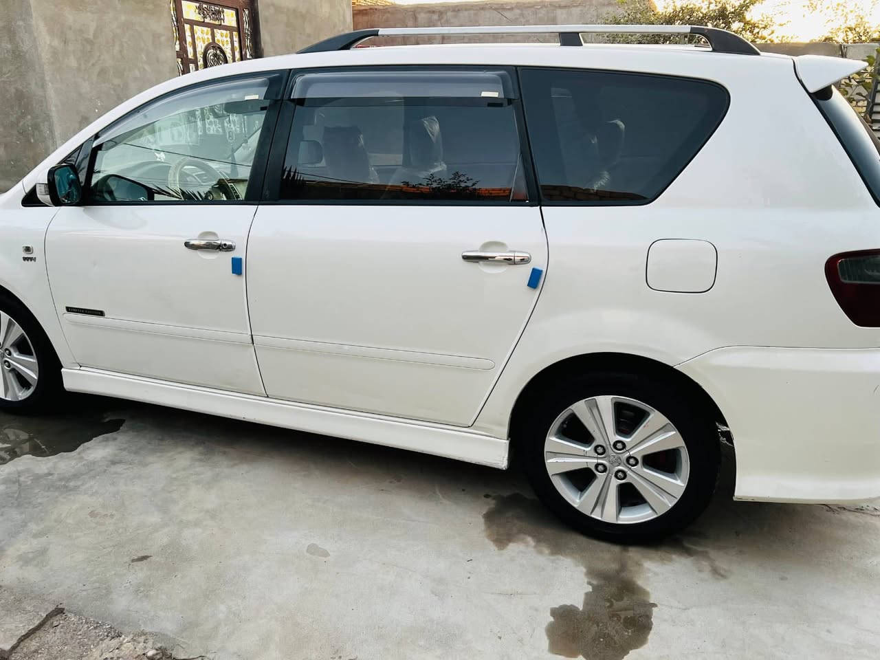 السلام عليكم
ابصم للبيع كرستال فراشه ابيضّ صدفي موديل  2003 رقم 
بصره  
كفاله منل ضربه والصبغ مكينه  كير حداديه تخم تاير تبريد شغا فول مواصفات كرستال شاشة بلا جكتور كامره حساسات ويل 17 مكفولة سيارة السعر /135بيه مجال العنوان بناصرية رقم (***********
***********
