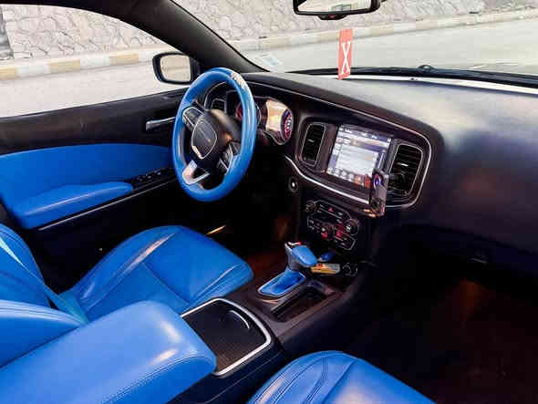 للبيع – دودج تشارجر SXT Plus موديل 2018 ( كلين ) 
السعر 24،000$
• المحرك: 6 سلندر
• اللون الخارجي: أسود
• الداخلية: جلد بلون (بيبي بلو) ضمان لمدة 3 سنوات
• المسافة المقطوعة: 94000ميل.
• وارد: كندي – كلين تايتل
• فتحة سقف
• شاشة كبيرة
• تشغيل عن بُعد
• مقاعد كهربائية
• عجلات قياس 20
• إضاءة زينون – شركة أزوز
• سقف روز رايز
• بصمات عدد 2
عنوان السيارة الانبار الرمادي 
السيارة باسم البائع تحويل مباشر 
رقم الشاصي :- 
2C3CDXHG4JH303165
للتواصل  الاتصال  على الرقم  فقط :- 
***********
———————————————— الرمادي
