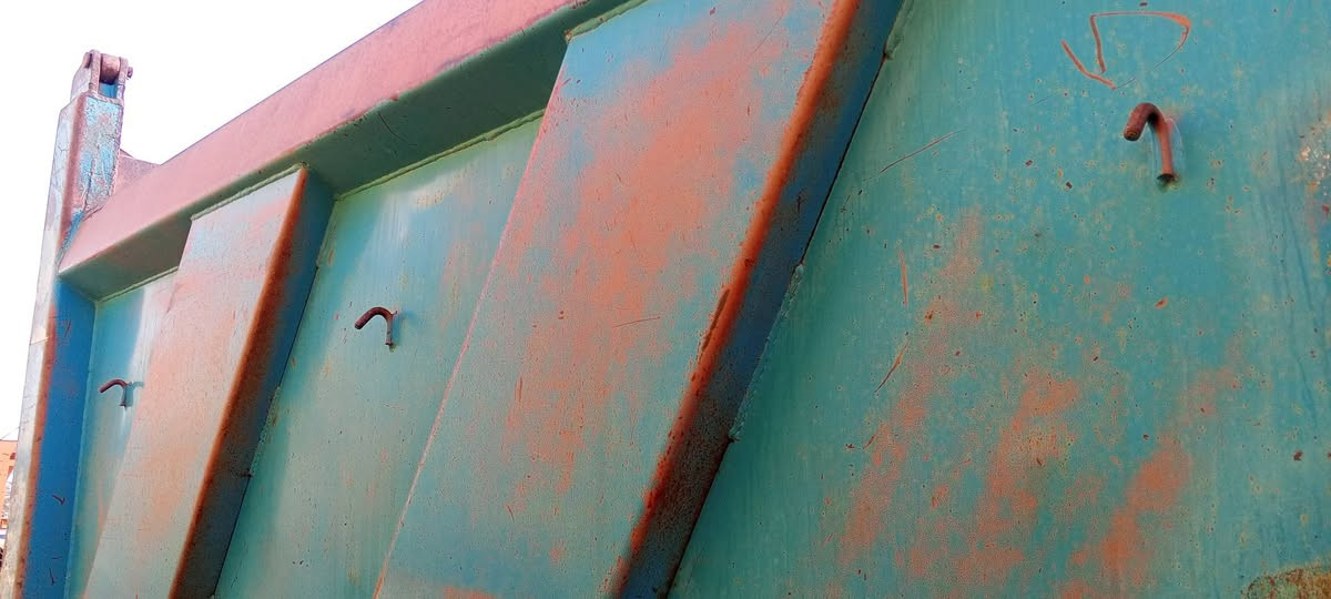 السلام عليكم سياره للبيع موديل 80رقم ديالئ بسمنه مكاني بغداد رقمي لاستفسار ***********
