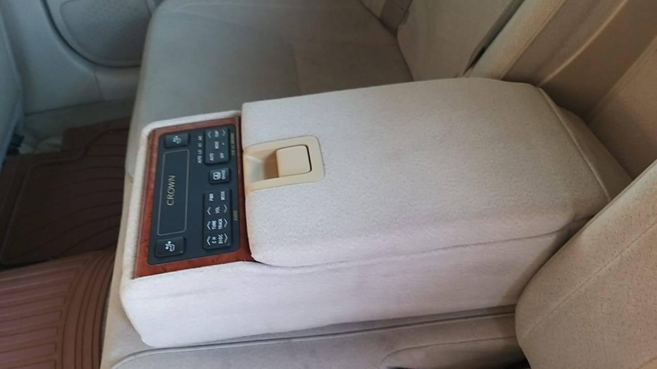 السلام عليكم شاهينه للبيع شاصي٨٢ فول داخل ثلاجة خلفية تبريد خلفي بردات عدد٣ خمس بصمات تخم تاير إشارة ترحيب السياره جاهزه قرار ٤٨ رقم انكليزي تحويل مباشر تبريد ثلج حداديه نضيفه رقم بغداد ***********
