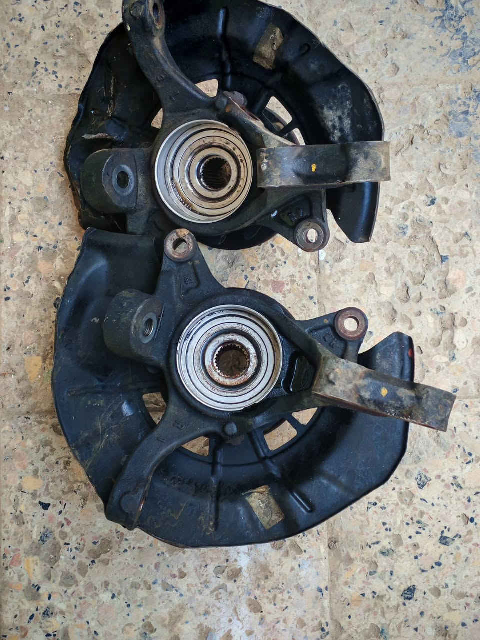 سلام عليكم للبيع بخدمتكم توصيل جميع محافظات العراق *********** تفصيخ اصلي فقط
