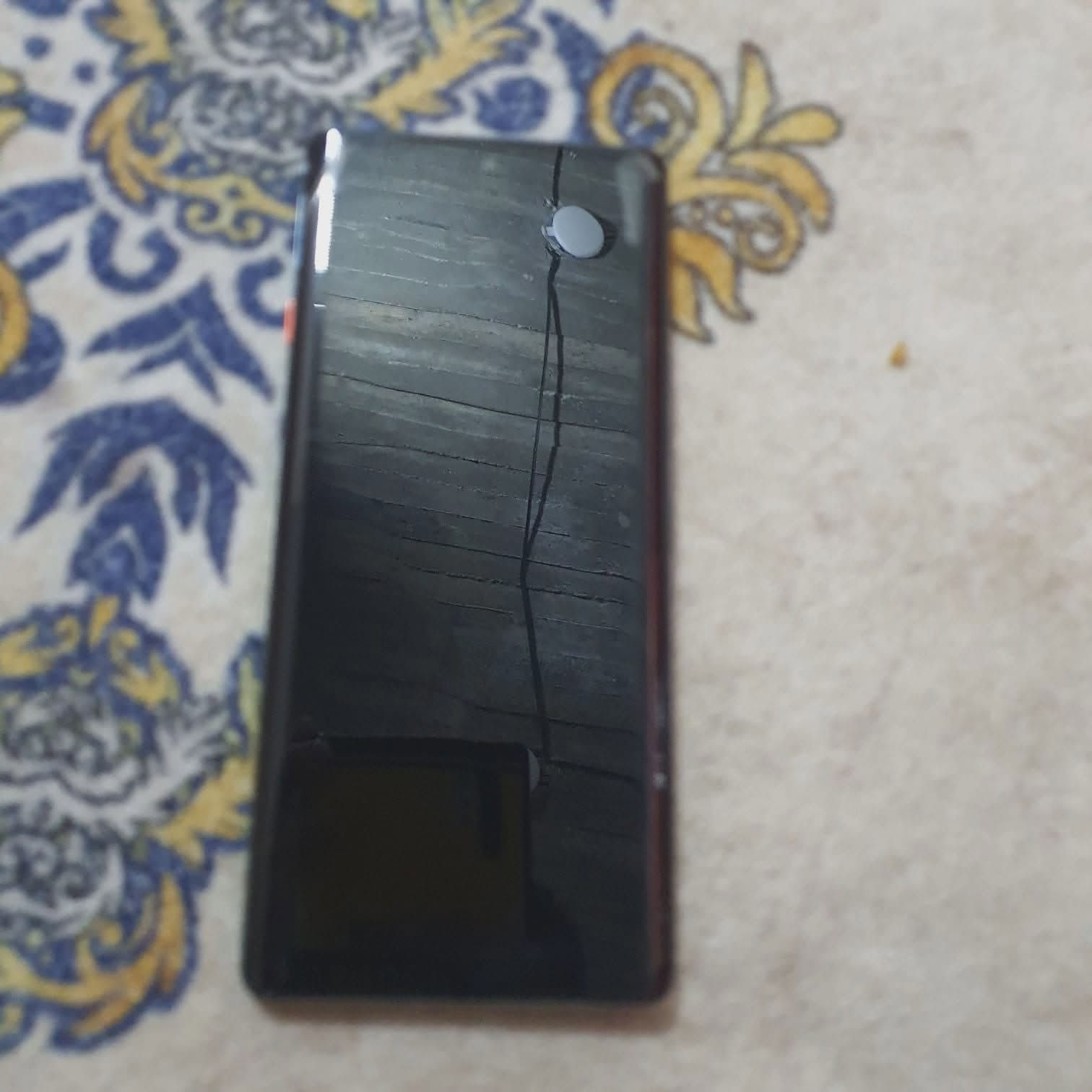 السلام عليكم تكنو كامون 40برو5G
موصفاته موجوده بل صوره مراوس مراوس شعندك نزل


**إذا كنت صاحب هذا الإعلان وتريد حذفه لأي سبب، رجاءا أرسل رسالة إلى الدعم الفني**