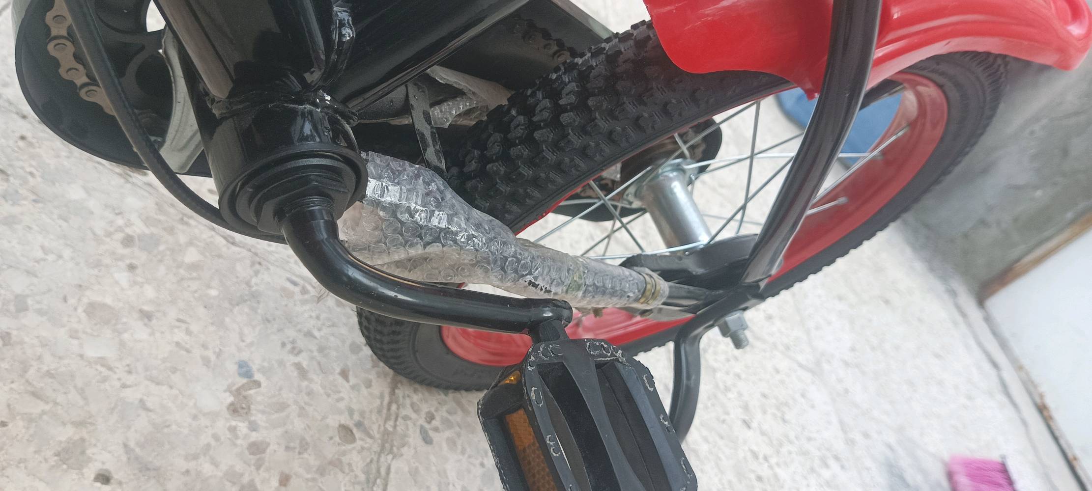 بايسكل جديده توه مشترينه 65 صارله يومين من ماخذينه...  رايدينه50 بالعافيه ع يأخذه...
سبب حجم اكبر من عمر طفل....
 تصال أو ستفسار***********...
 خور الزبير شارع المصافي 