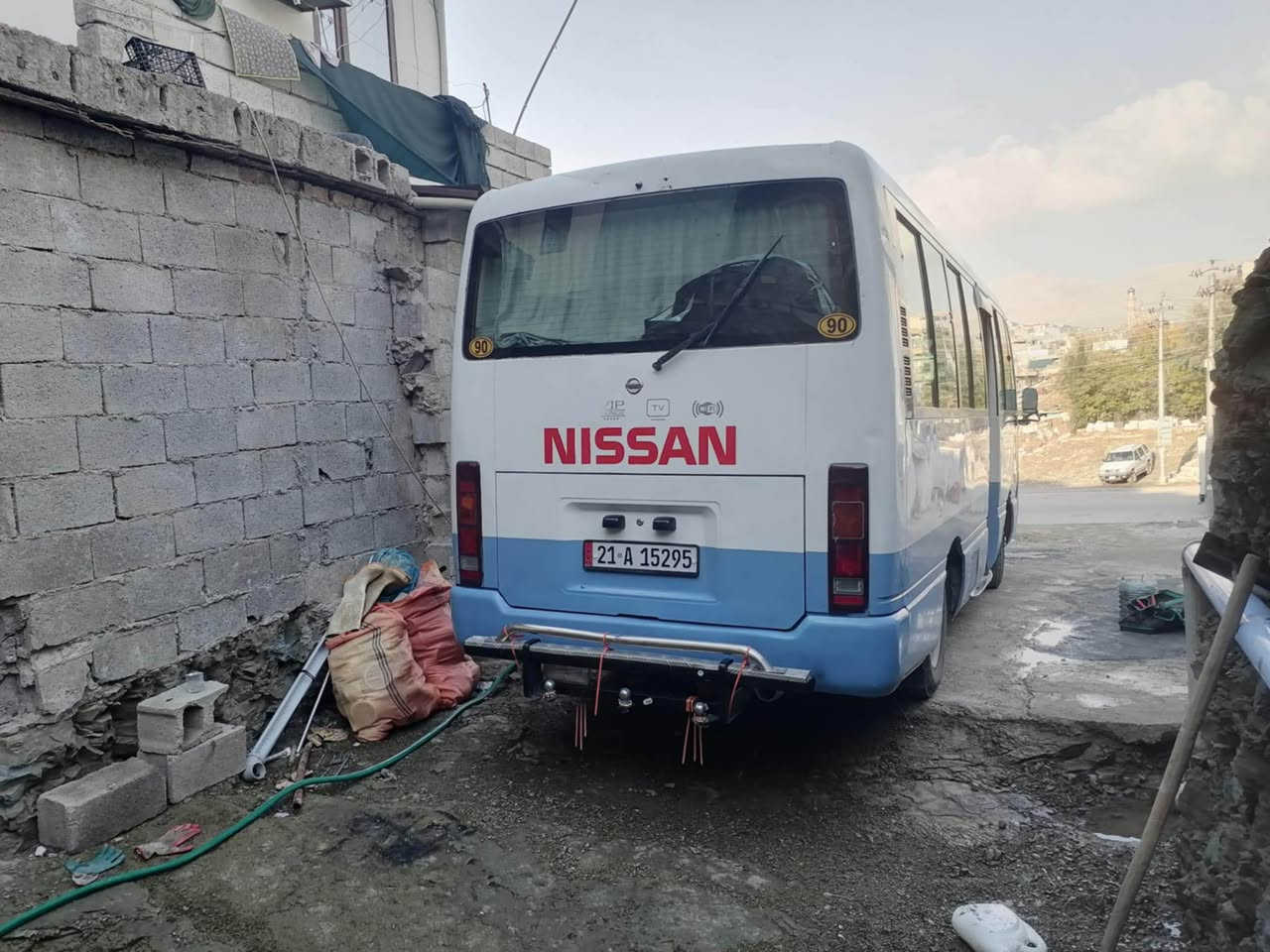 نيسان موديل 2002 غاز و بنزين گير و مكينه اكسل به شه رت دعمي نيه  هه ندى قه پوقوبي بچوكي پيوه يه كوشن فه رشه په رده  هه رشه ش تايه ي چوپ ليسه  تايه نيوه عومر نه بو بي كيشه ته حويل غرامه به شه رت هه رغه رامه يك له نرخي ده شكينم    نرخي 130معامه له ي  تيايه ده رگا كاره بايه سه نه وي به ناوي خومه يه  تامانگي٢     ٢٠٢٩  تازه يه
  هه زه ي به سه رچوه٢٠٢٥.  

*********** السليمانية, العراق
