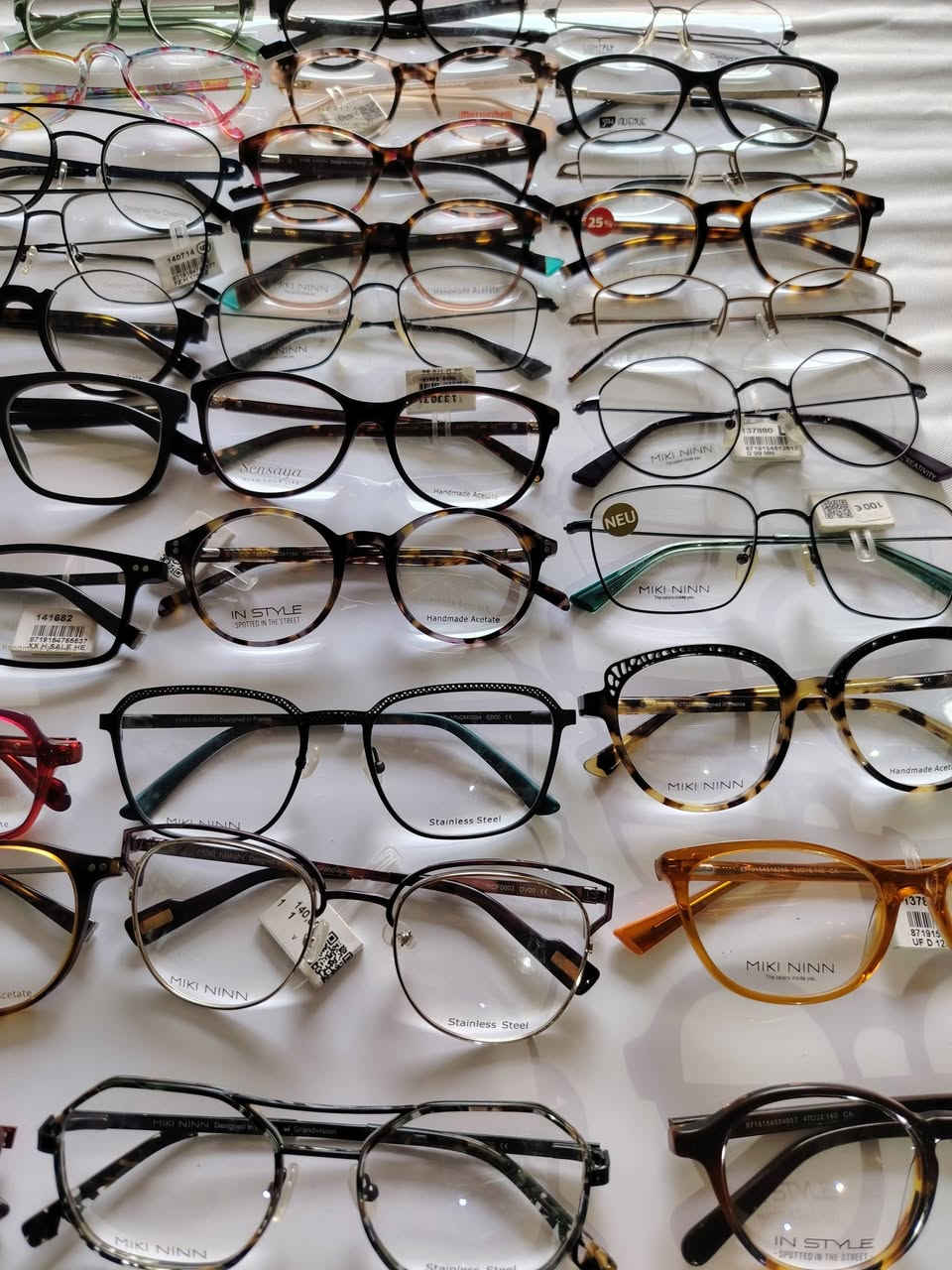 شلعه ٣٠ قطعه اطارات طبيه أوربي سعرهن ٤٥ الف


**إذا كنت صاحب هذا الإعلان وتريد حذفه لأي سبب، رجاءا أرسل رسالة إلى الدعم الفني**