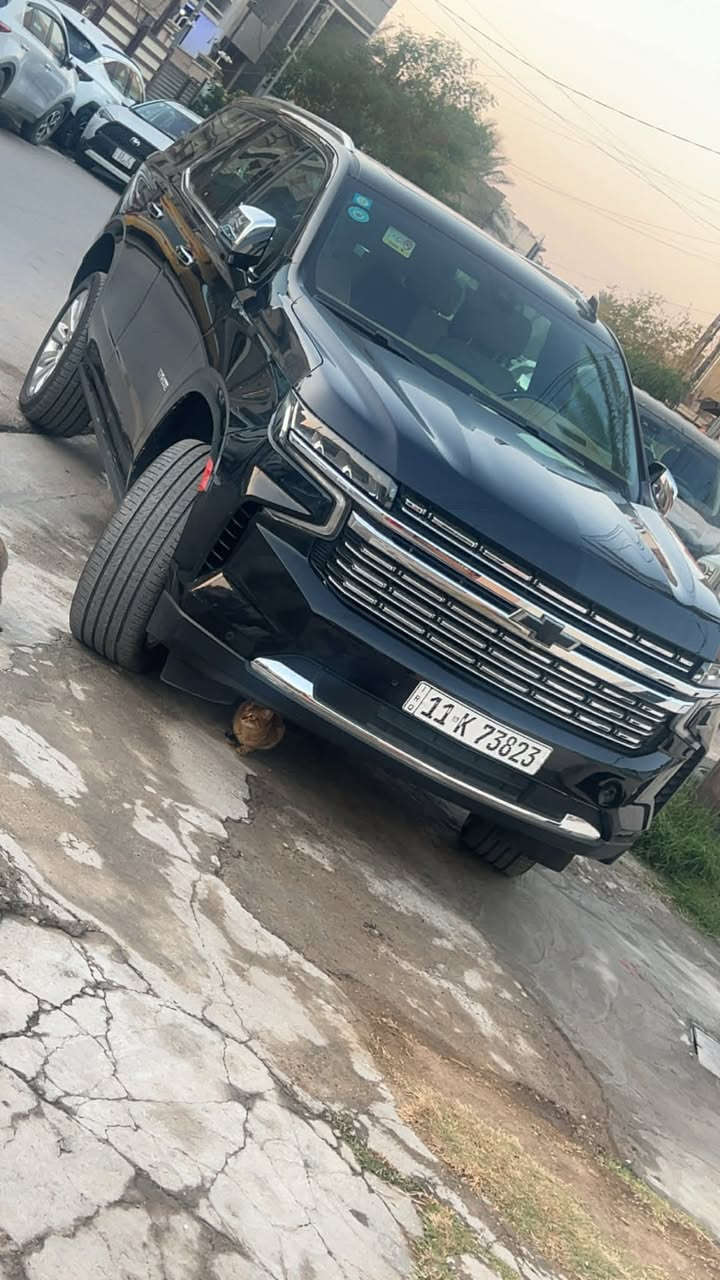 السلام عليكم
تاهو 2022 برايمر
بغداد 
ماشيه 56
وكاله
بيها صبغ باب خلفي فقط
المكان بغداد زيونه
للاستفسار ***********
