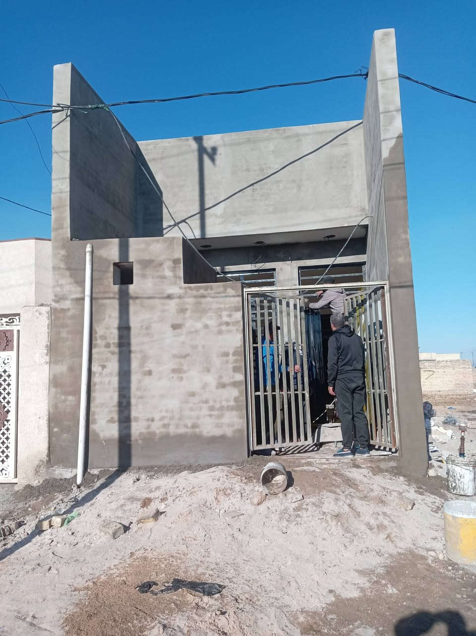 مرخصت مدير الكروب خلفه لبخ متفرغ بغداد فقط هاذ رقم *********** خاص موجود واتساب موجود خابر وتدلل
