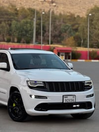 بەناوی خوای گەورە جیب لاریدۆ 📦🇱🇷 سەیارەکە ٨٩ مایل رۆشتوە زۆر خاوین و ت...