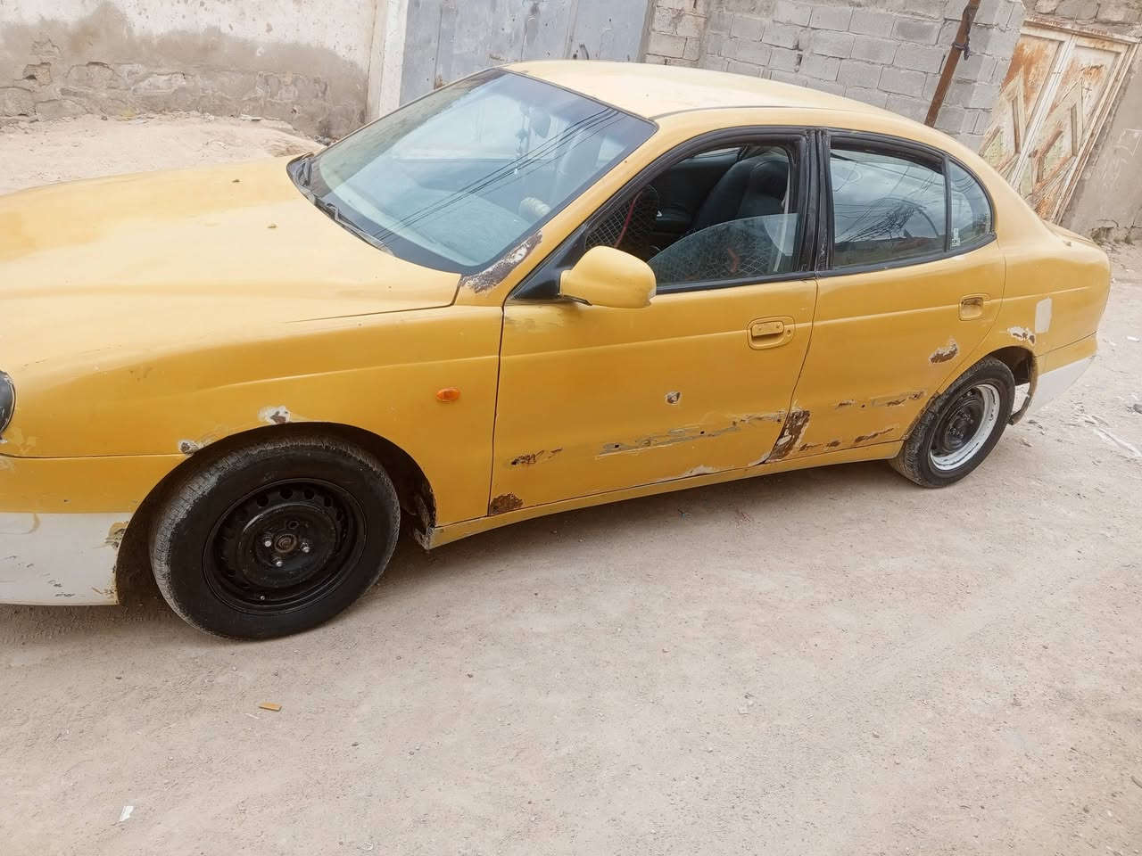 دايو الكنزه كوري موديل 2001جاهزه كير ومحرك مكفولات محوره محرك دايو برنس الساره جاهزه بدون تحويل رقم الماني بابل شرط ترايك 200 السعر 12 وبيه مجال بصيط مكاني نجف كوفه ***********
