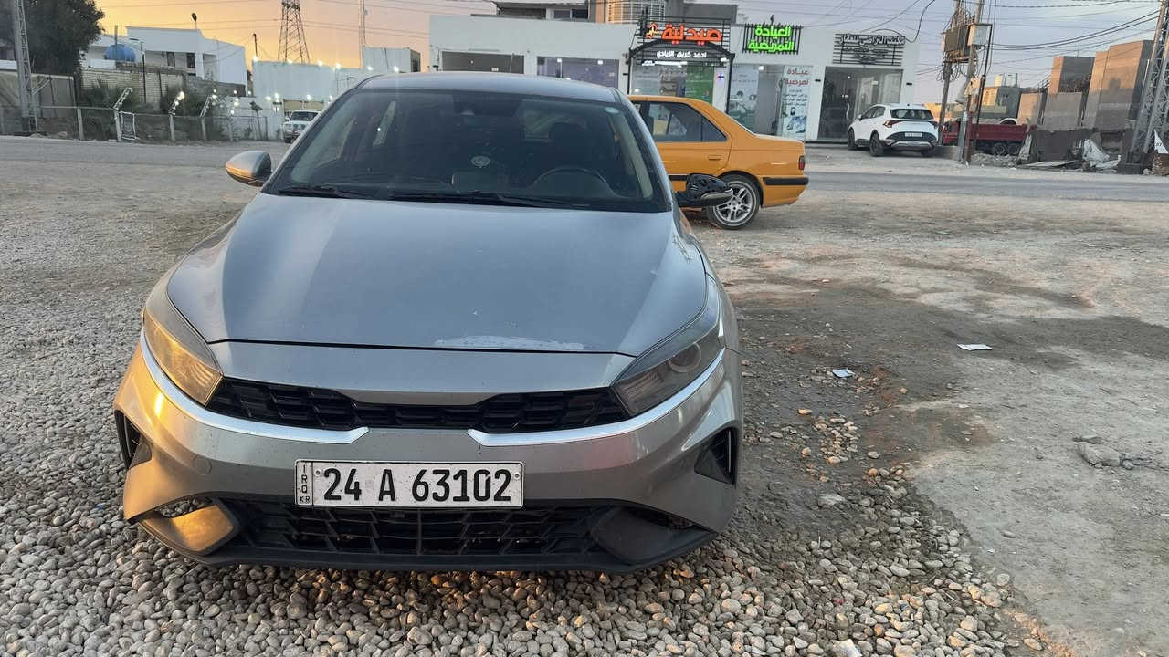 فورتي موديل22 السيارة جاهزة من كلشي مواصفات معروفة رادار مري جانبيات رادار امامي السيارة هاشباك حلوه
للاستفسار ***********
