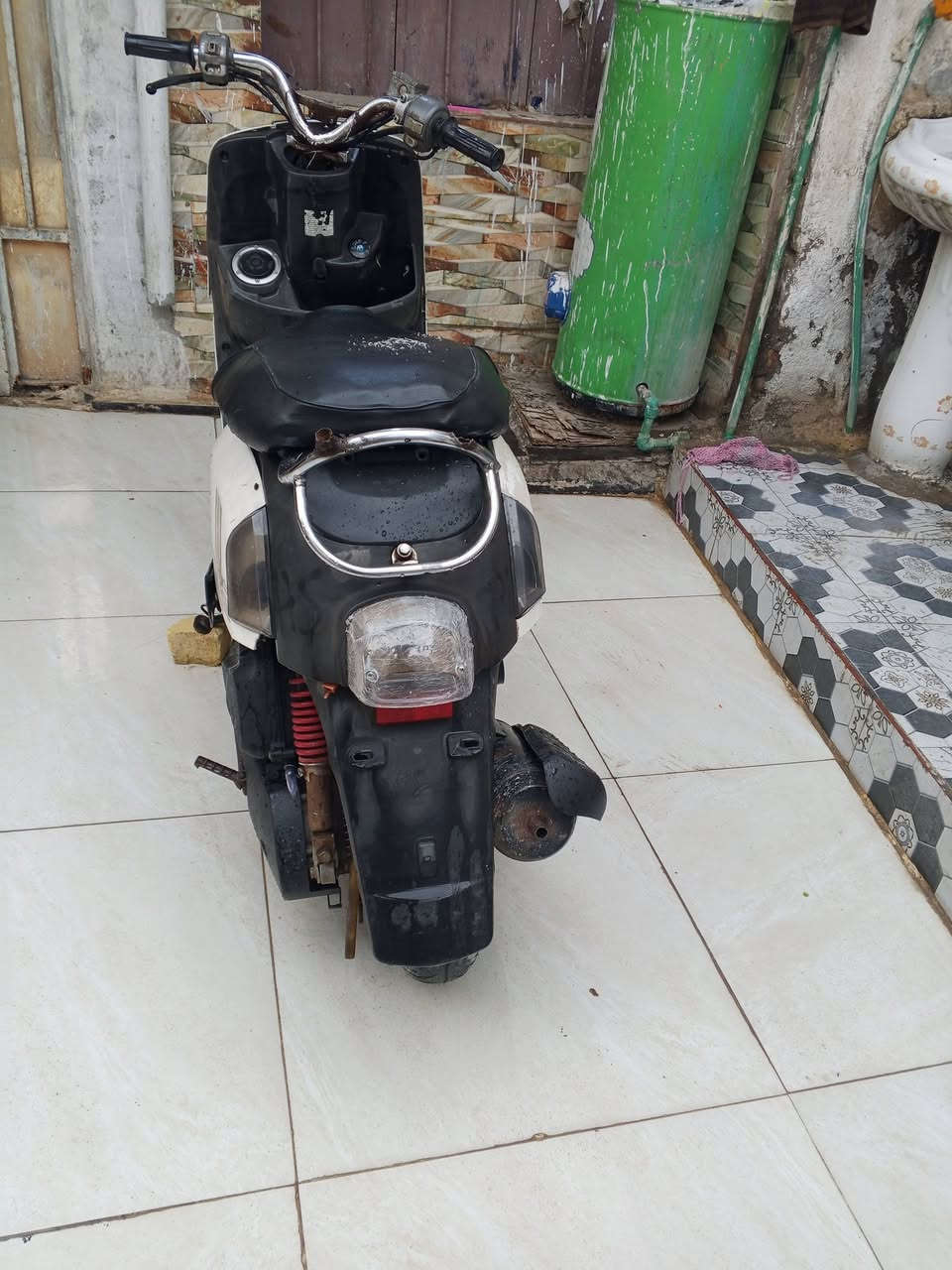 بوليسي للبيع نكره سلف بكل وقت كهربائيات كلها شغاله سعر 350 مكان ناصريه مركز شراي يجي خاص ويدلل


**إذا كنت صاحب هذا الإعلان وتريد حذفه لأي سبب، رجاءا أرسل رسالة إلى الدعم الفني**