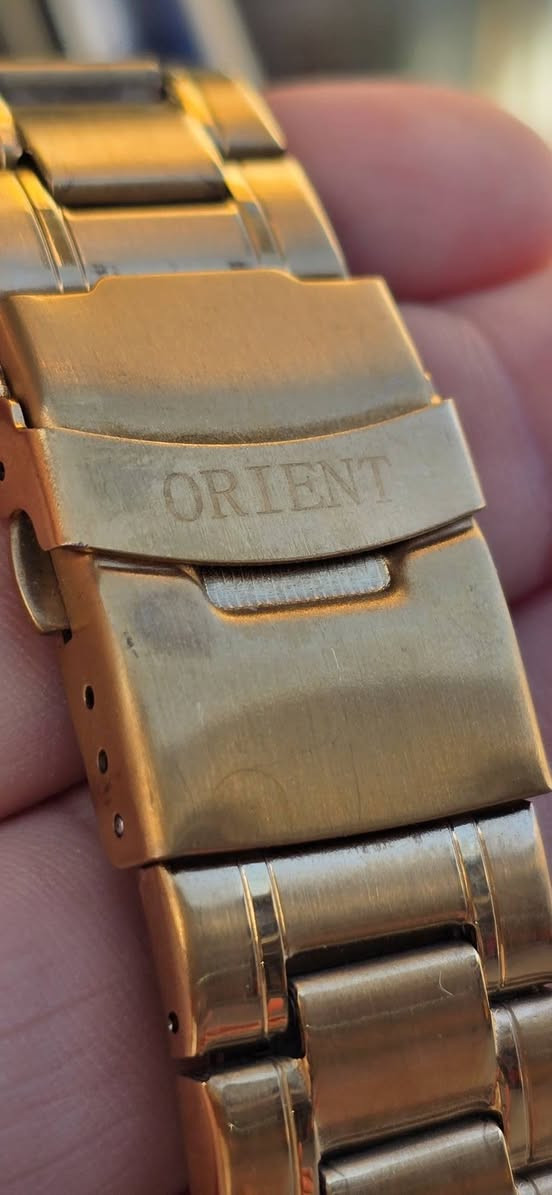 اورينت  كرستل ياباني دولي
مخزن غير مستعمل 
ردك داخلي دوار دبل تايم 
مكينه ٢١ جوهره  
معدن نيكل كوم مع الستانلس ستيل 
ضد الماء  لومينوس بالكامل
مختم بالكامل
السعر ٣٠ الف على اول تم


**إذا كنت صاحب هذا الإعلان وتريد حذفه لأي سبب، رجاءا أرسل رسالة إلى الدعم الفني**