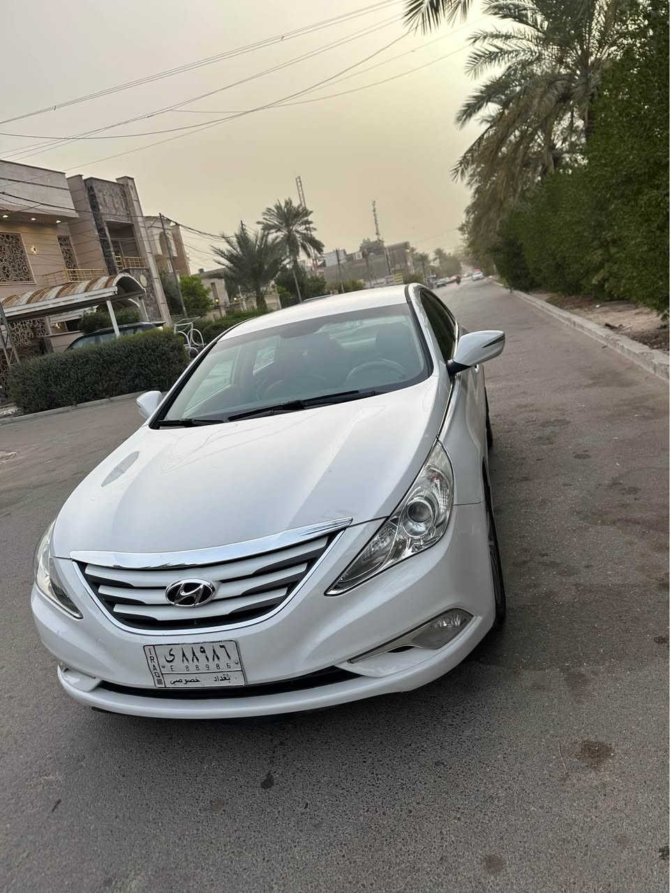 للبيع سوناتا 2013 خليجي بغداد مكينه 2400 دوش مكفوله من الصبغ بيها تبديل جنطه نفس اللون اثر طخه خفيفه والقديمه موجوده مابيها شي والصوره ناشرها وبارد بهلال الجاملغ السيارة جديدة مكينه كير تتبريد مكفولات ومابيها نواقص مواصفات مكينه 2400 دوش /اشاير مري /تبريد قطعتين /كرسي كهرباء /حساس خلفي 
سعرها 132$ ورقه 
مكاني السيدية *********** بغداد, العراق
