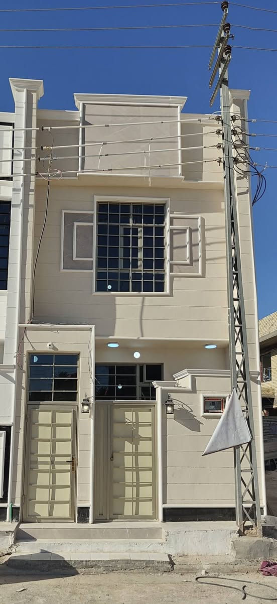 اللهم صل على محمد وال محمد 🥰 بيت 50 م (***********)
بيت 50 م  في كربلاء  مجمع القريشي مقابل مدينة ألعاب سندباد قريب من نفق الأمام العباس ع 
نظام المدخلين كل مدخل معزول وحده
منطقة سكنية تتوفر فيها جميع الخدمات تبليط 10 🥰
طابو زراعي قرار محكمه سند 25 ملك صرف 
السعر ب 120 وبي مجال أن شاء الله شي بسيط 🥰 
للأتصال او واتساب ***********
