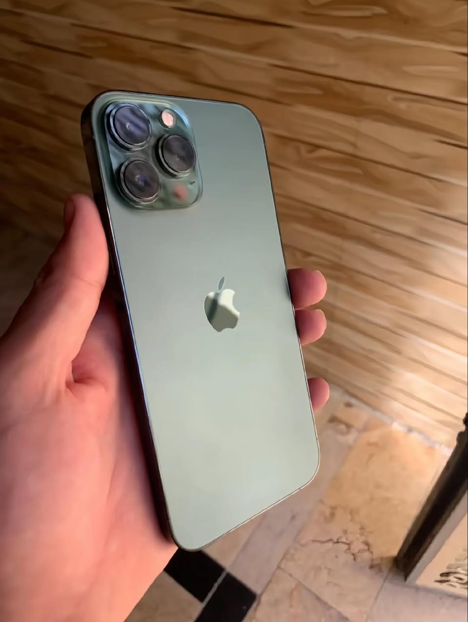 ايفون 13 برو ماكس زيتوني امريكي بطاريه 82 ذاكرة 256 مكفول مامفتوح السعر 700 وبي مجال بسيط 
مكاني النجف 
*********** متواجد واتساب
