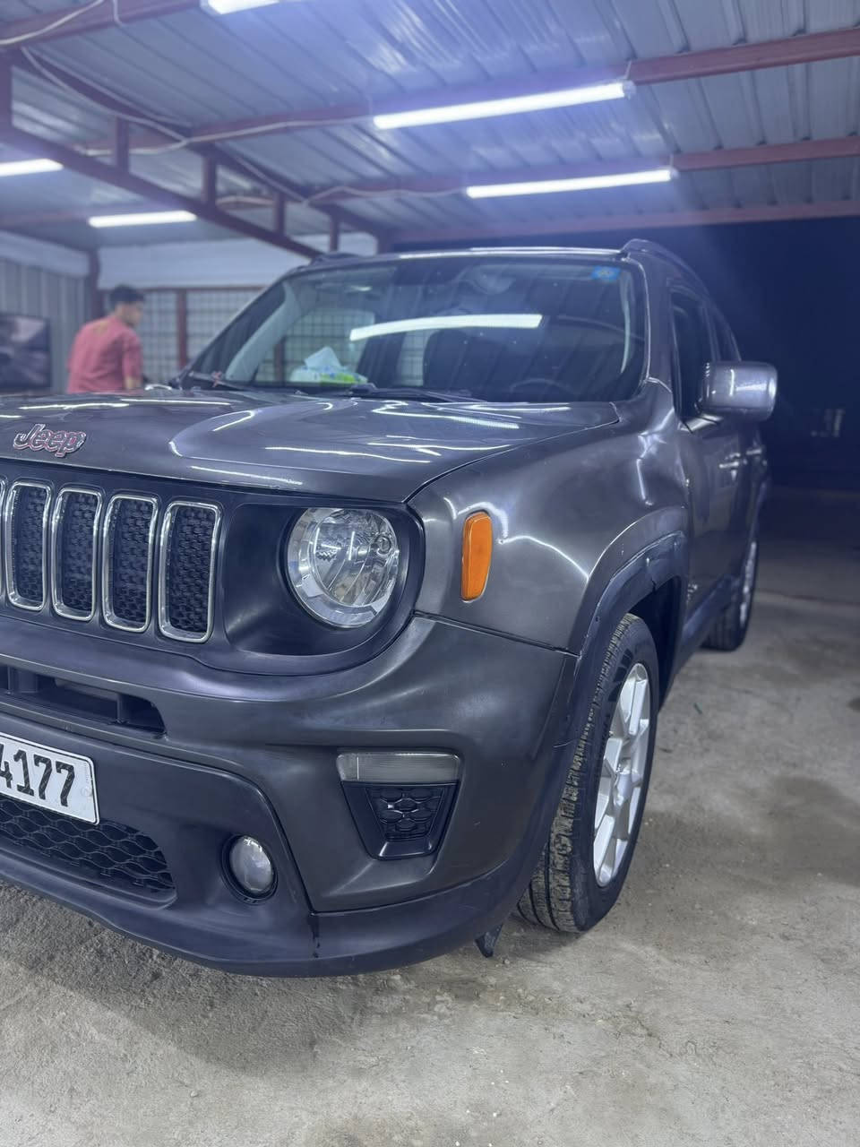 السلام عليكم
للبيع Jeep رنكد      موديل(2019)

وارد امريكي  

 الحادث بيه جفيه بس ابيع مكلوبه 

تبريد ثلج 

حداديه توني جديده

الموصفات 

بصمه

شاشه كبيره

فول تحكم 

مكينه 2400 المرغوب  بيه بدايه صوت رواجز

سايد بريك بصمه 

 رقم بابل (بسمي)

السعر 78

مكان السياره كربلاء 

السعر بلاش 78

الهاتف ***********
