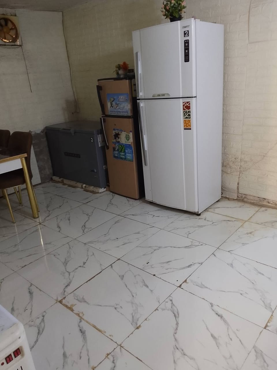 بيت للبيع محاويل حي ابو سديرة طابو صرف مساحته100متر الإتصال على الرقم ***********
