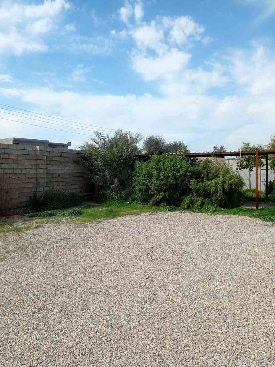 🛑 أعلان
قطعه + دار ركن للبيع رقم بلدية حي امام احمد 

🌍الموقع حي امام احمد قرب جسر الجنوبي مقابل الكراج 

🗺️ المساحة 1100 متر //الف وميه متر 👍

☎️للاستفسار اتصل ***********

مساحة الدار 200 متر يتكون من غرفتين ومطبخ وهول واستقبال وصاله ضيوف

📢 ملاحظة،،،تريد يبيع الك ربيع من مساحة القطعة أو نص او كامل  مثل ما تريد 

أو مراجعة المكتب الكائن شارع العام بأتجاه بغداد مقابل حلويات علي الحمداني وصيدلية سما طوز 
ومن الله التوفيق 🏡
