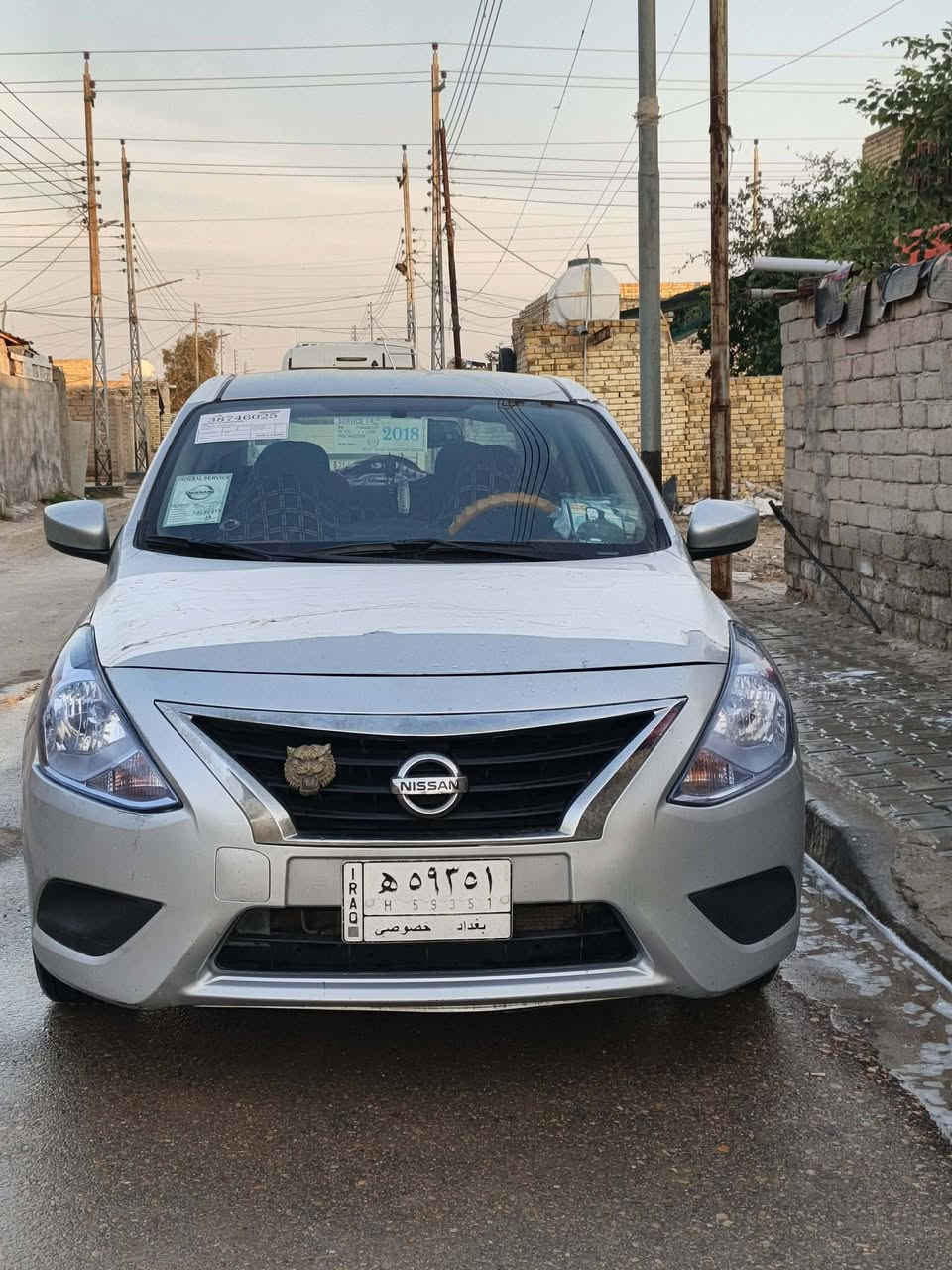 سلام عليكم
نيسان فيرسا موديل2018 وارد أمريكي

حداديه جديده وتخم تاير سيارة خير من الله

ماشيه 90الف ميل كانت معوقين قبل شهرين صارت حره مواصفات عاديه لأن سيارة كير عادي وحادث أمريكي موثق بصورة فقط جاملغ أمامي راجع على بارد وبي بارد كد شبر جاملغ أمامي الأيمن 

وبعد شوف العين السعر 110وبي مجال قليل 

العنوان العمارة ميسان رقم تليفون ***********
