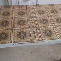 ميز طعام متحرك • ٣ كراسي • شقق الخضراء