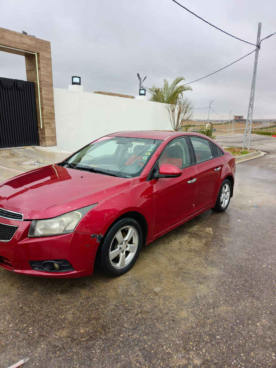 السلام عليكم 
كروز
موديل 2011
رقم اربيل 
سنويه نافذه 2022
وارد خليجي
محرك 16
كير توماتيك 
ضرر موضح بالصور صور السونار 
شرط التحويل 
السعر 67$  وبيها مجال
رقم الهاتف***********
