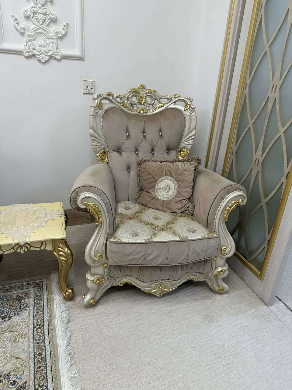 هاورييان ئه م تاخم قه نه فه   له گه ل ميزه كان بؤفرؤشتن شوين هه ولير گه ره كي راستي ***********
