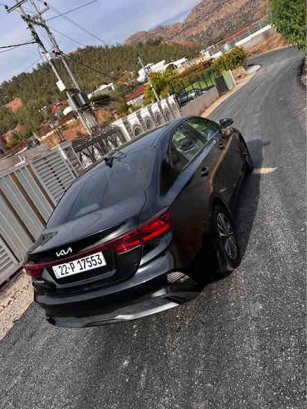 نظيفه جدا ماشيه 35 حادث جاملغ خلفي بدون ايرباك 
كما موضح بصور بجم كبس

فول تحكم رادار  داخل لونين مري عاكس مع تحديد مسار  
ثلاث وضعيات قياده رقم أربيل تحويل + وكاله 

بصمات عدد ٢ تخم تاير
السعر 147 وبيه شي بسيط ‭٠٧٧٧ ٢٨٩ ٣٤٨٤‬ حلة
