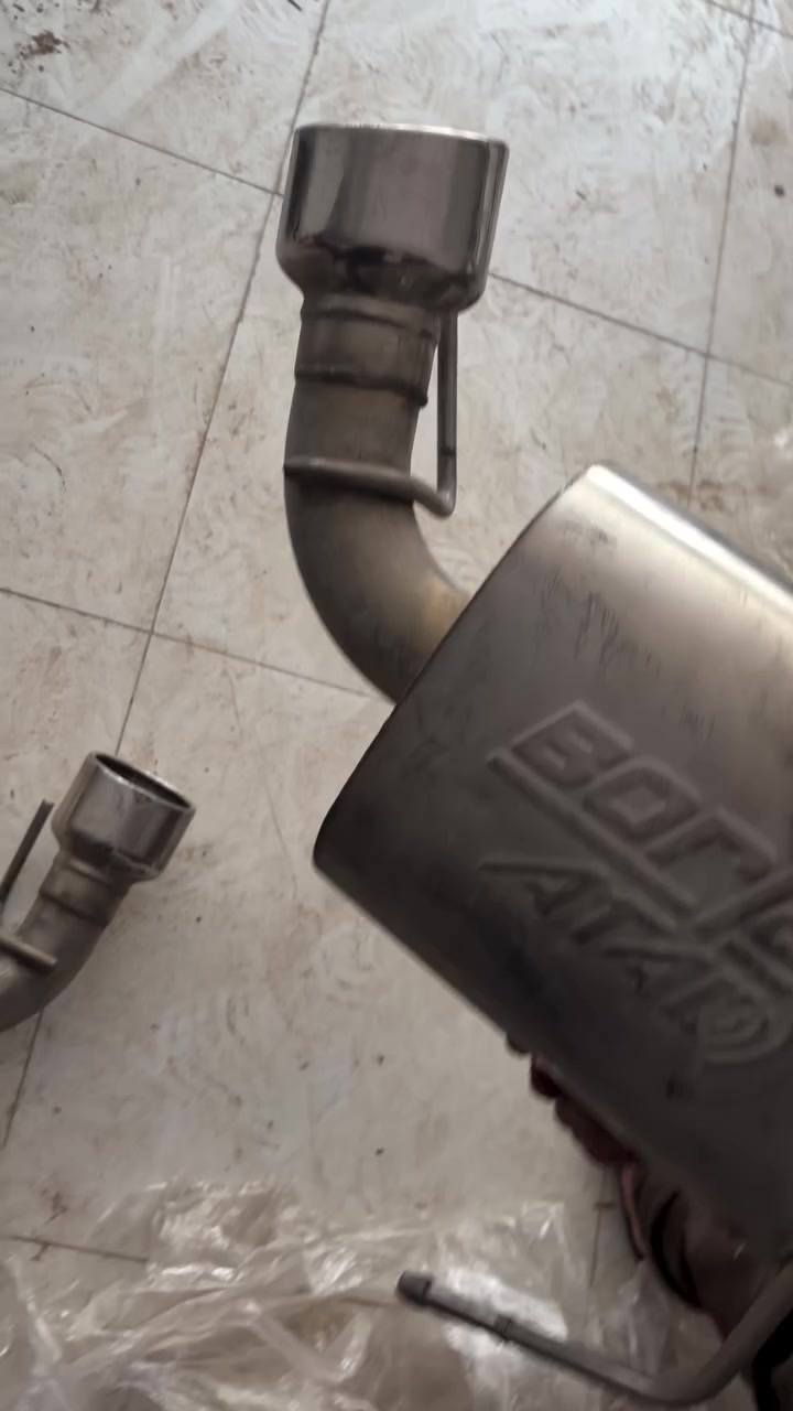 بطيخات كمارو بورله اتاك مال كمارو سعرهن 300$ للحجز واللاستفسار ***********
