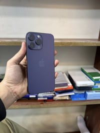 ايفون ١٤ برو ماكس   ذاكرة ٢٥٦ جيجا   بطارية ٩٠٪    الجهاز كله شغال ١٠٠...