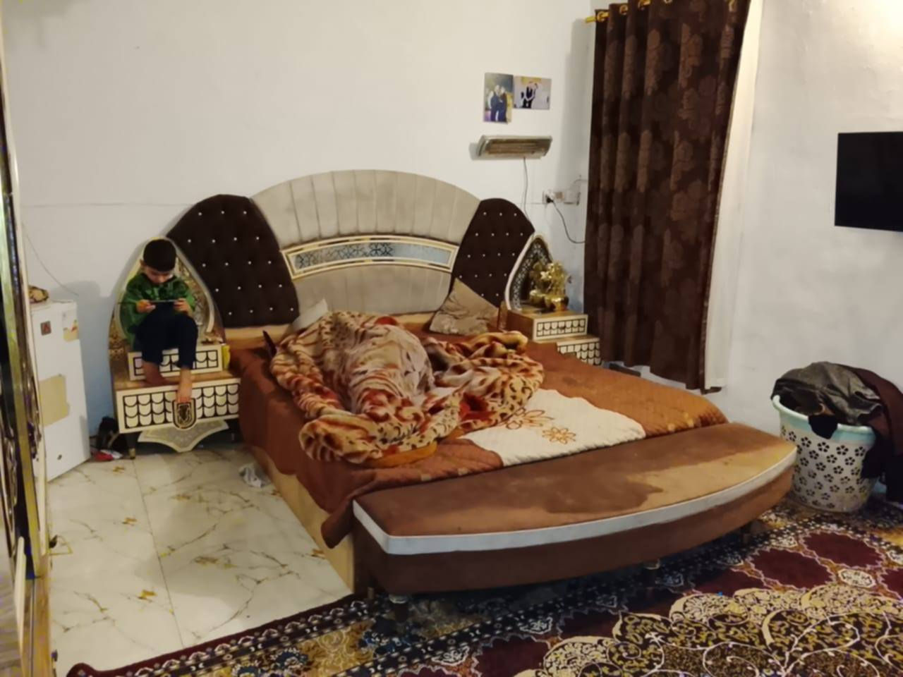 سلام عليكم غرفه للبيع نظيفه ومابيه اي عيب سعره ب800 وبيه مجال شراي يدخل خاص


**إذا كنت صاحب هذا الإعلان وتريد حذفه لأي سبب، رجاءا أرسل رسالة إلى الدعم الفني**