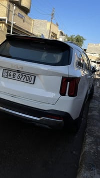 سورنتو ٢٤ . محركه ٦ سلندر مكفوله كفاله عامه  السياره بسمنه  موصفات الس...