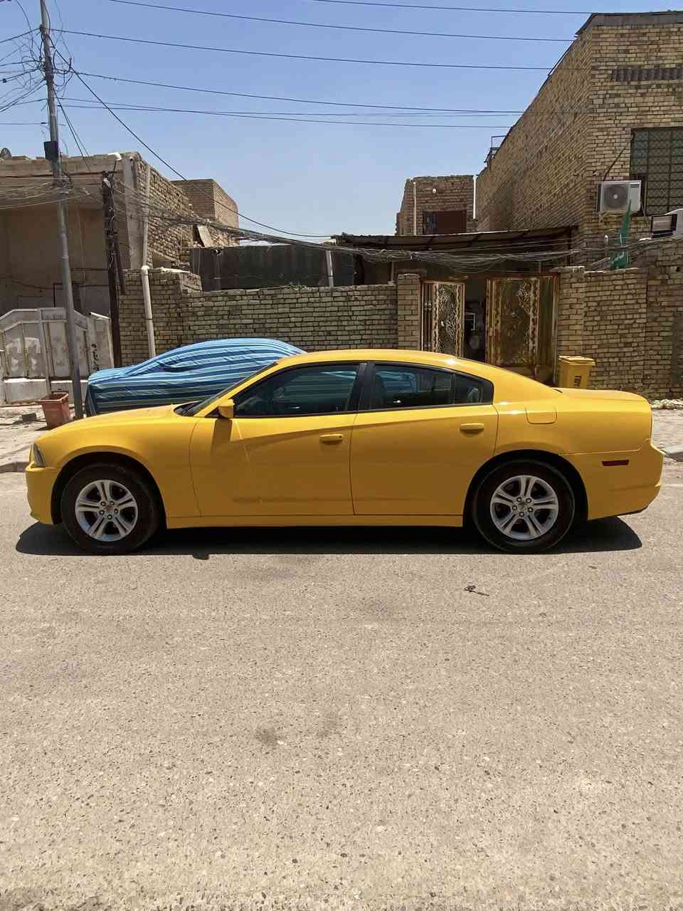 سلام عليكم 
جارجر ١١ باسمي مبدل بيبان جماليه ولقديم كله عندي سستم كامل سياره جاهزه تخم تاير حداديه جاهزه للاخير  صبغه جديده ب١٤٥ مكلف بالنشر رقم راعيها

‭٠٧٧٣ ٥٢٨ ٢٠٥٧‬ سيد علي

