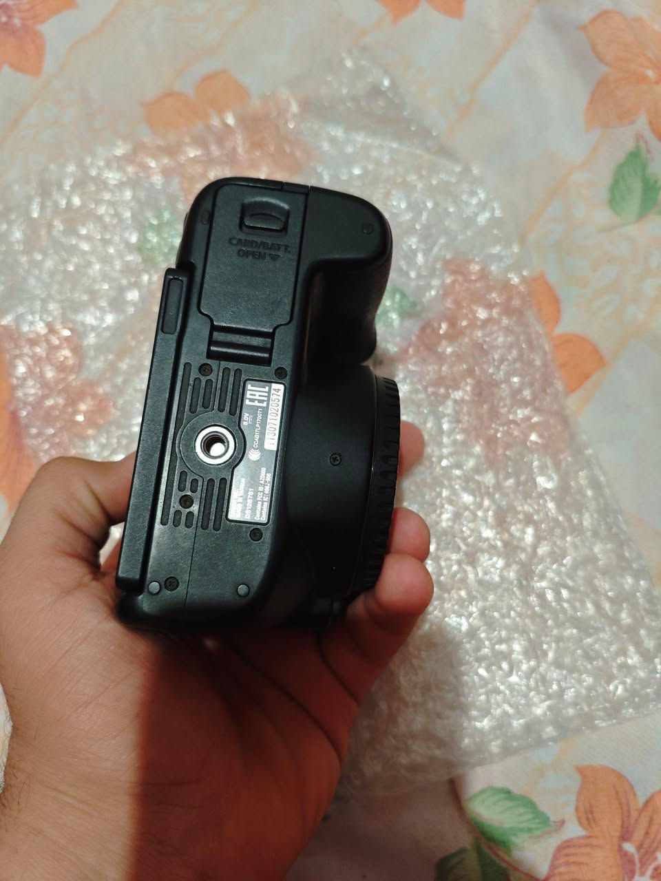 للبيع Canon 250D بحالة ممتازة.

24 ميجابكسل

تصوير 4K

شاشة متحركة تاتش

Wi-Fi وBluetooth

كاميرا خفيفة وسهلة الاستخدام

مناسبة للتصوير والفيديو وصناعة المحتوى
حالة زيرو حرفيا


**إذا كنت صاحب هذا الإعلان وتريد حذفه لأي سبب، رجاءا أرسل رسالة إلى الدعم الفني**