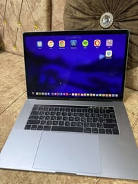 ماك بوك برو 2016 • رام ١٦ • ٥١٢ جيجا SSD