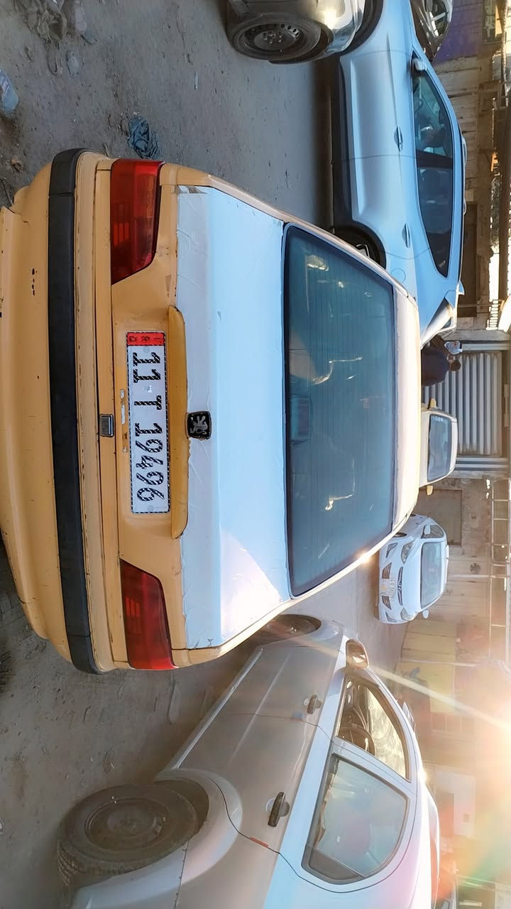 السلام عليكم سياره بيجو باص موديل ١٢ عده خياسات كفاله خياسات مكينه وكير شرط حداديه وتخم تيار جدد. هيئه وغرامات مصفره بيها بس جاملغ حادث كهربائيات فول سعر 30 وبيها مجال ***********
