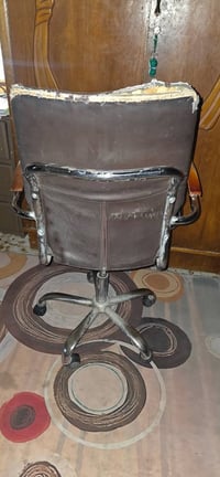 كرسي سعر 15 بغداد حي البتول رقم الهاتف 07710322394 بغداد, العراق