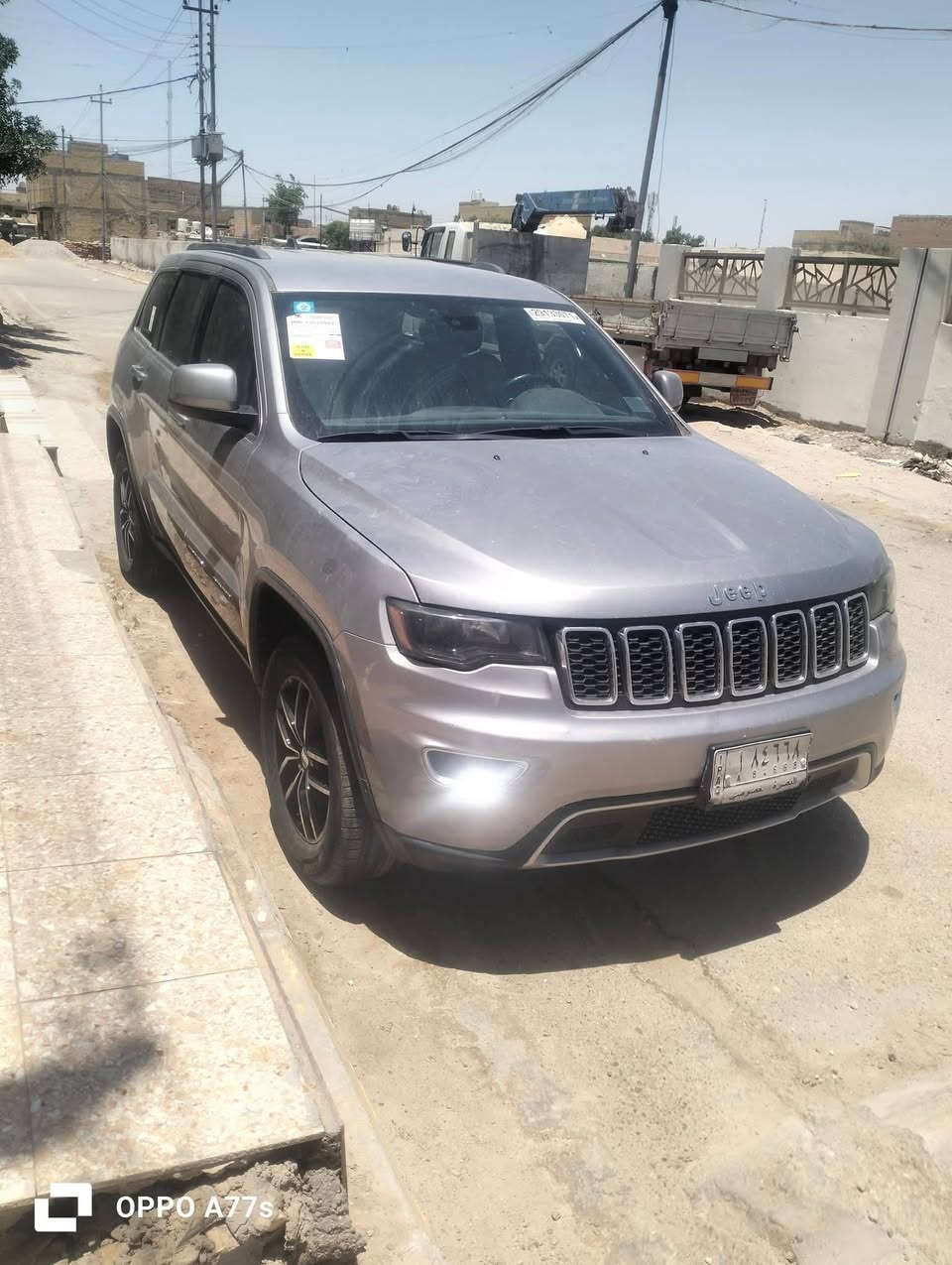 السلام عليكم البيع جيب لاريدو مديل 17رقم بصره سياره جاهزه عنوانهه الناصريه ***********
