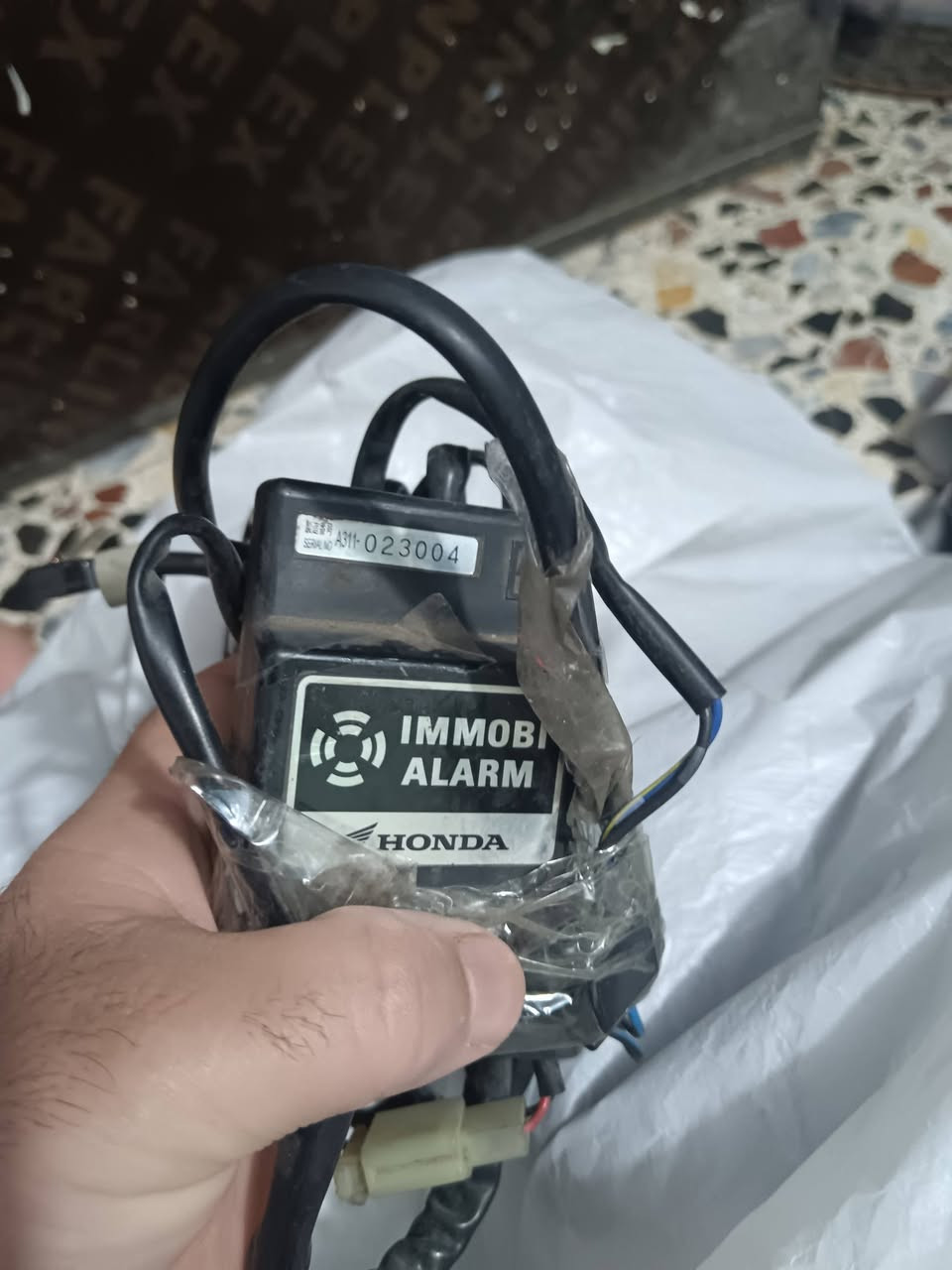 لبيع كلمن وسعره اصليات رقم *********** استفسار ع واتساب وبخدمتكم توصيل موجود

