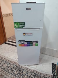 ثلجه البيع جديد بس المطور عطال وهاي جربيه السعر 130 ثنيهن قفل شراي يتص...