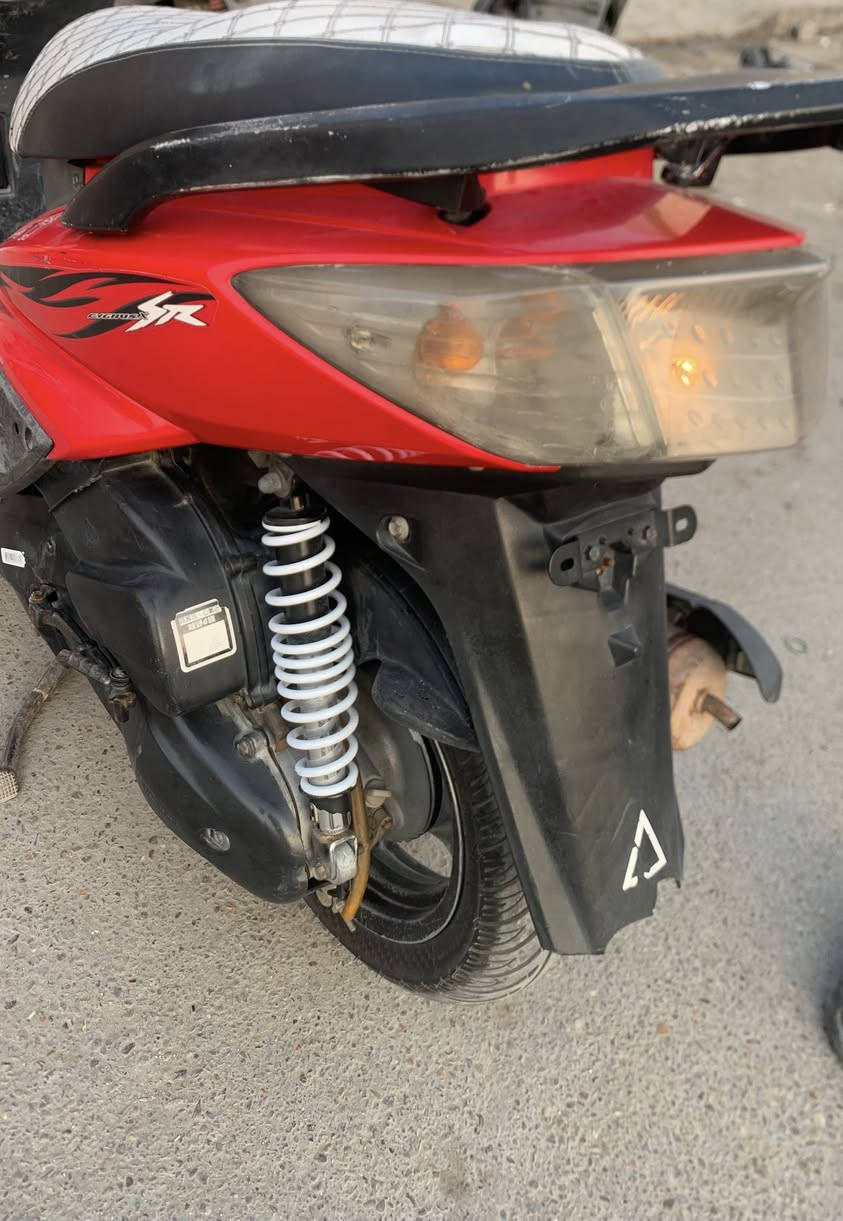 سكنس فحل نوزل كله شغاله كله بلاديه أي نقص مابيه دراجه حلوه أوراق كامله كله شغاله سلف وهندر السعر ٧٠٠ مكاني بغداد ***********
