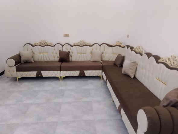 🔥فصال حسب الطلب🔥🔥ديوان +تخم  عراقي بطرازات أوروبية وتركية، بصفات مميزة! 🔥🔥🔥
خشب جام +مقعد بلوك بلاويد روسي 18ملم+ اسفنج مميز أول، 
مع قماش ضد السوائل (وتر بروف)  او قديفة. 
بالإضافة إلى الضمان لمدة 10سنوات
تخم عشر مقاعد  + 🎁🎁🎁🎁🎁🎁   6كوشات هدية، 
وعروض خاصة لبعض الموديلات  💰💵💲 . 
وللمزيد من الرفاهية، تتوفر قماش كتان بسعر مختلف.
  😍❤

 
اتصلوا بنا على الرقم: ‪***********
***********
‬ 🌼🌸🌺للحجز والاستفسارات او مراسلة واتساب 🌼🌸🌺

"كما نعمل على صناعة القنفات، فإننا نقدم أيضًا خدمات صناعة الدواين بأحجام وأشكال مختلفة لتلبية متطلباتكم  

 #تخم_عراقي #صناعة_عراقية #قماش_ضد_السوائل #ضمان_لمده 10 سنوات
