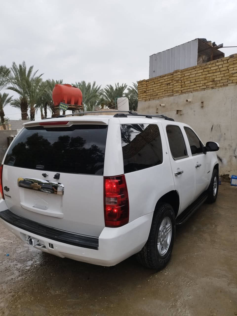 السلام عليكم 
تاهو موديل 2009 خليجي ادوات كفاله من كص والسرقه والعشائر مكينه وكير واكسل كارتون حداديه تخم تاير الايت الد تبريد ثلج السعر 58مكان ناصريه *********** بيه واتساب 
بيع فقط بدون مراوس
