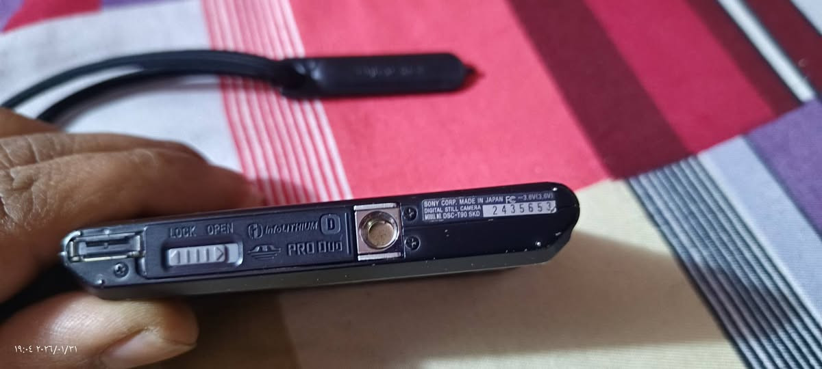 للبيع
كاميرا سوني الاصليه
HD
دقه عاليه
تصور فيديو وصور
تاخذ رام
بيها بطاريات عدد2 وشاحنه خارجيه للبطاريات
تاخذ رام
ا

***********
واتساب
