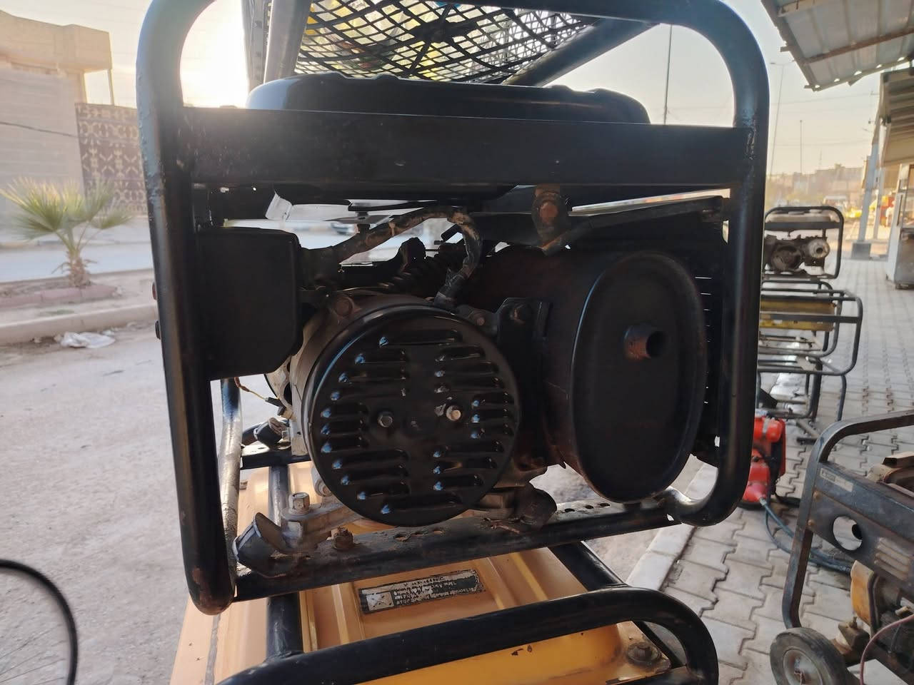 سلام عليكم مولد استره الباب الاول شغال وعلفحص مامفتوح ملف نحاس بلادي حجم ١١ اكبر حجم شغال وعلفحص شراي *********** #للجميع
