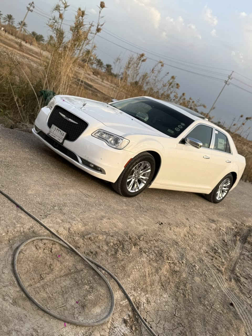 يالله سلام عليكم كلايسلر اوباما 2018اصل مرمز21دخول جديد كفالة من البارد ورصعة وشخط شرط زيرو ماشية 75 
مواصفات السيارة شني تريد بالك بيها رادار امامي خلفي جانبي نقطة عمياء تحديد مسار واشاير بالمريء
حساس امامي خلفي شفتات ستيرن خزن ميموري ستيرن كهربائي ⚡️ +تدفئة كشنات تدفئة +تبريد +كهرباء كشنات خلفية تدفئة نضام عربي سماعات مضخم دبل وفتحة سقف اقوى مواصفات بالوباما وجناية تعرف جاي اسولف 
مكان السيارة البصرة قضاء المدينة شراي اتصل وتشلع عيوني السعر215وبيها مجال قليل 
ملاحضة:سيارة تخم تاير ويل18ابو ضمان وحدادة وتبريد وتدفئة الف دينار ماذب عليها 
رقم*********** شراي اتصل وتدلل
