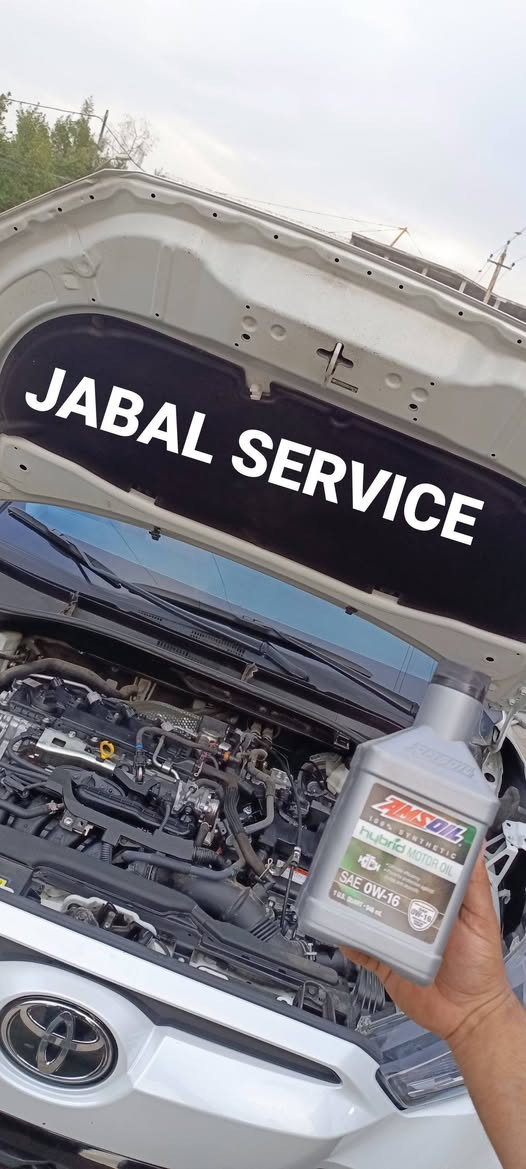 خدمات جبل للزيوت والفلاتر
زيت اصطناعي بالكامل (100% Synthetic) مصمم خصيصًا للمحركات الهجينة (HEV/PHEV) لتحمل التشغيل المتقطع. يوفر حماية فائقة من التآكل والرواسب، ويعزز كفاءة الوقود، ويلبي معايير API SP و ILSAC GF-6B. يضمن تشحيمًا سريعًا عند بدء التشغيل ويحمي المحرك لمسافة تصل إلى 15,000 ميل أو سنة واحدة.
يتميز الزيت بقدرته على توفير حماية فائقة للمحركات التي تعمل في درجات حرارة مرتفعة، كما يحد من استهلاك الوقود.
العنوان الاسكان قرب المنصور مدخل شارع كلية العلوم الاقتصادية 
توصيل متوفر بغداد و محافظات 5 الف 
***********
***********
#خدمات_جبل_للزيوت_والفلاتر
